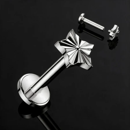 Labret tytanowy Diamond Cut Star – ASTM F-136, naturalny kolor tytanu